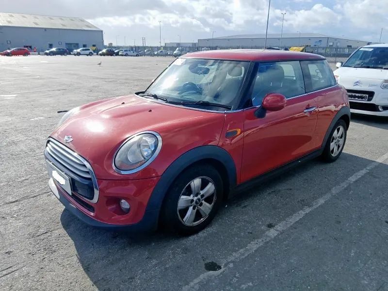 Mini cooper F56 F55 Maska Zderzak Drzwi Błotnik Klapa Ćwiartka Pas Przedni Wzmocnienie Czołowe Chłodnica Reflektor Lampa Mcpherson Półoś Zawieszenie Wahacz Belka tylna Skrzynia biegów Dwumas Sprzęgło B37C15A Silnik 1.5 d Łapa Silnika Poduszka Sterownik Si