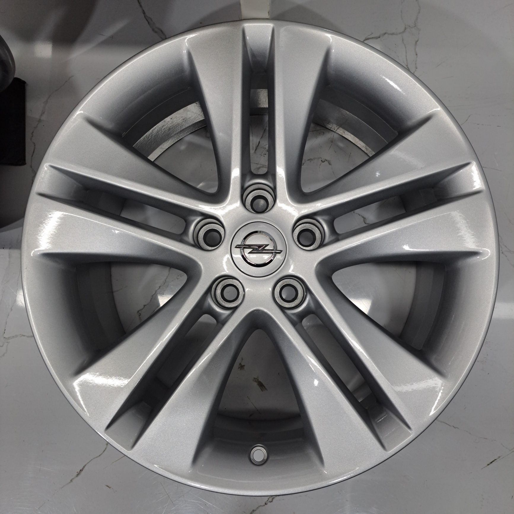 Jantes 18" originais Opel Astra J Zafira C 5x115