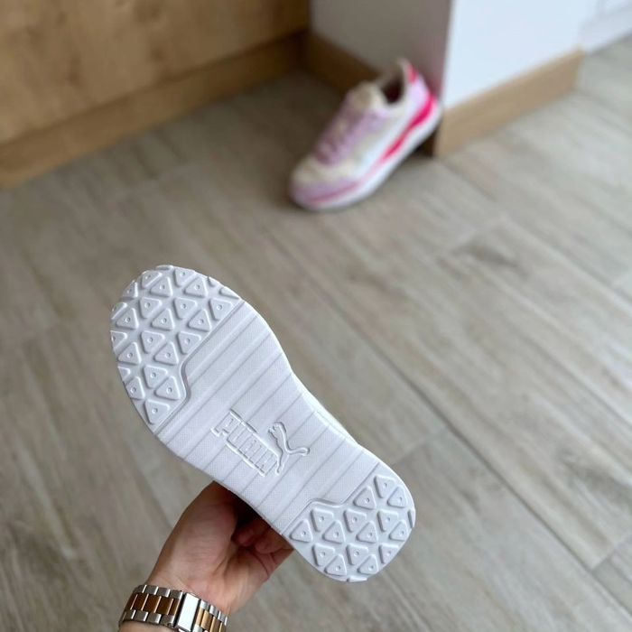 США! Літні жіночі кросівки Puma R78 Voyage 382048-17 Оригінал! 37-39p