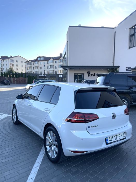 Volkswagen e-golf 2015года