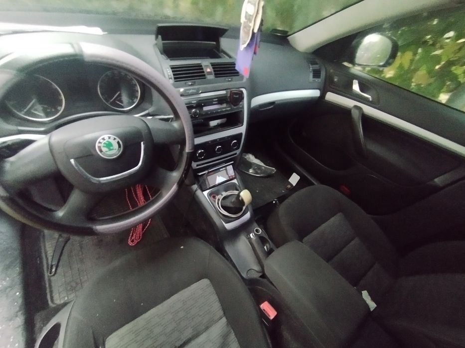 Skoda Octavia 2 FL LPG  uszkodzona