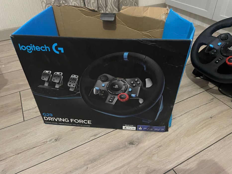 Руль Logitech g29