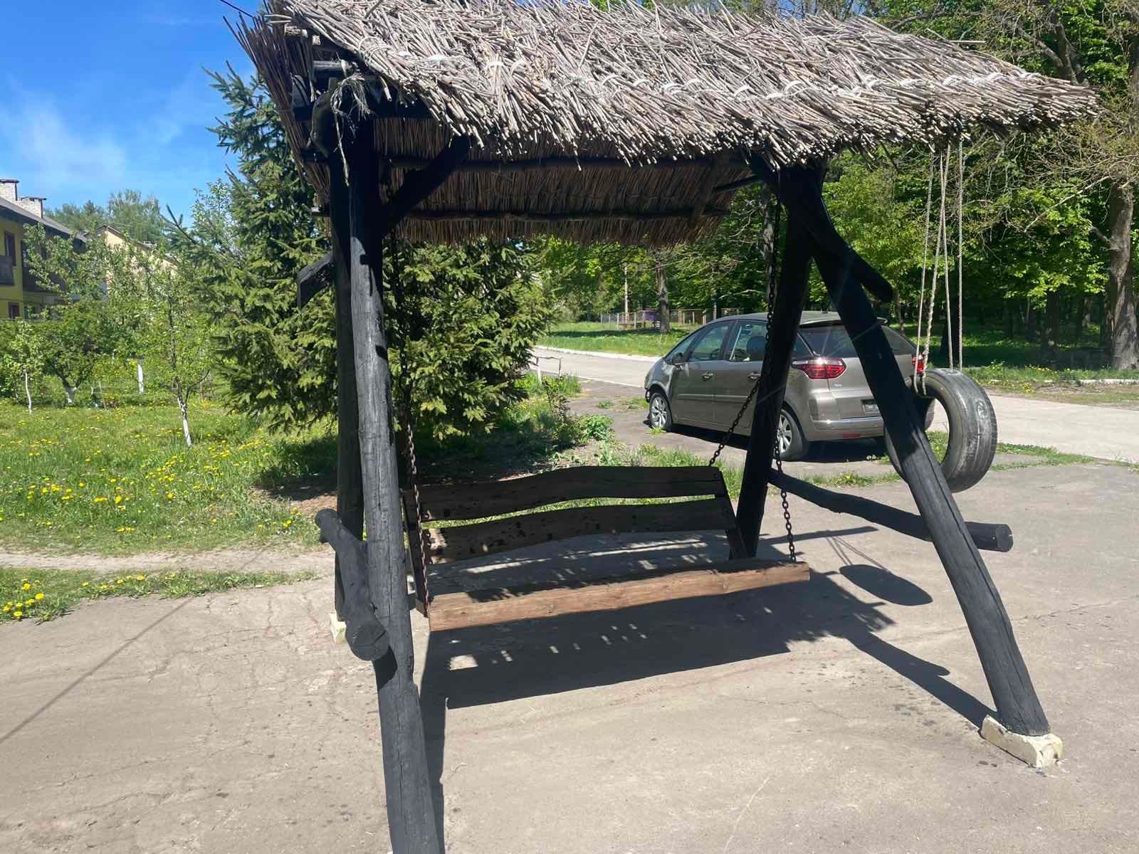 Розбірна садова гойдалка(качеля)декорація.Дуб