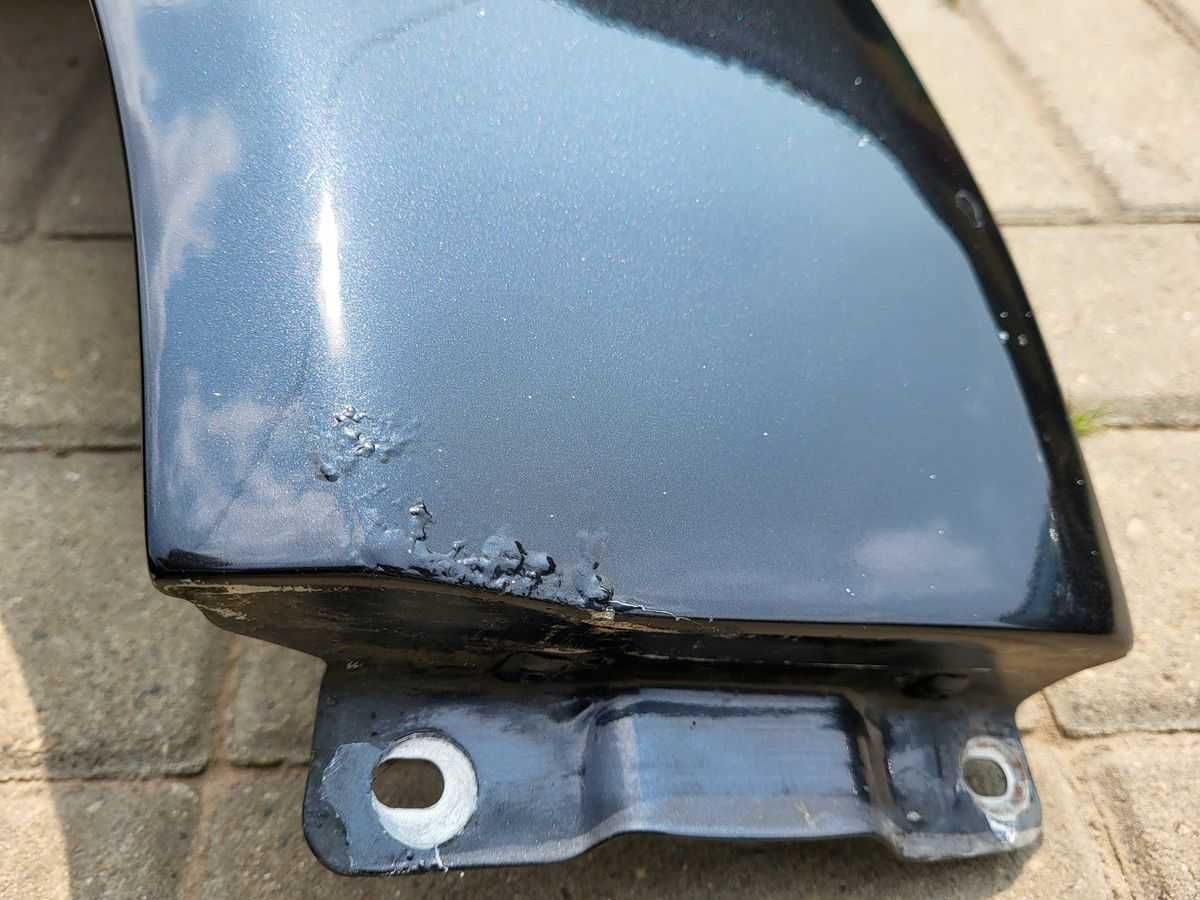 AUDI A8 D3 błotnik przedni - lift .