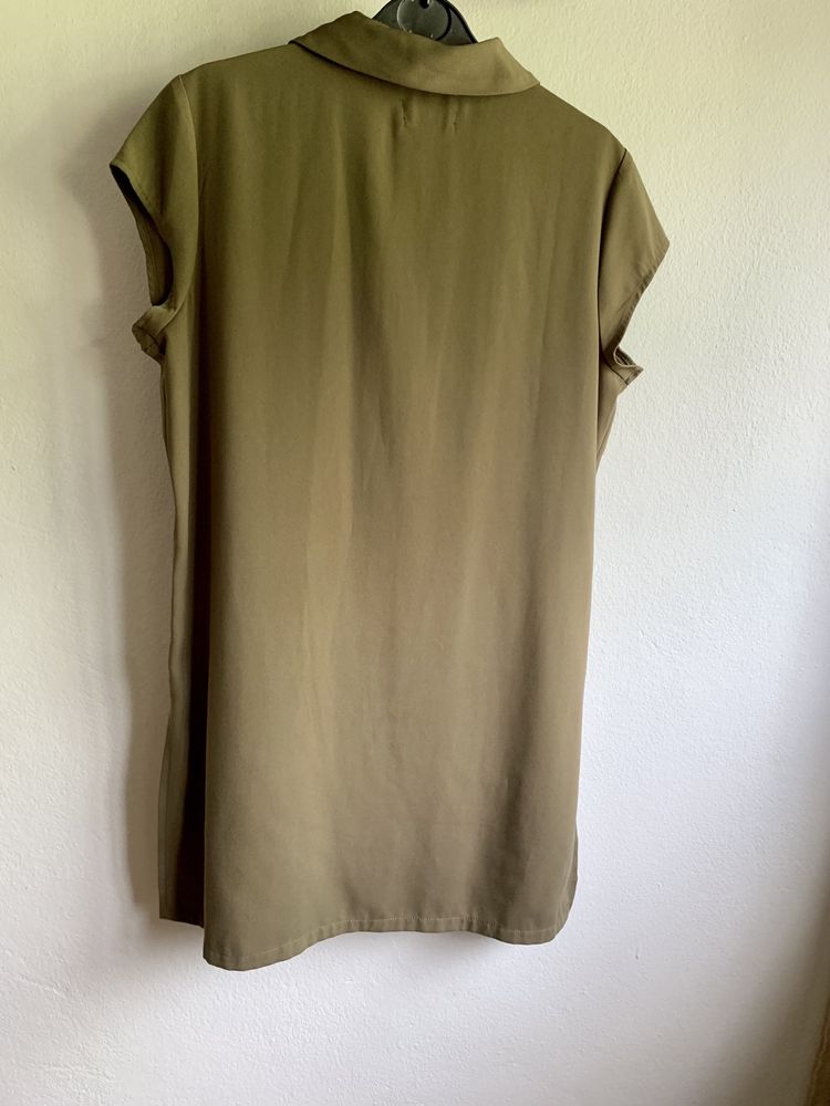 Blusa comprida verde