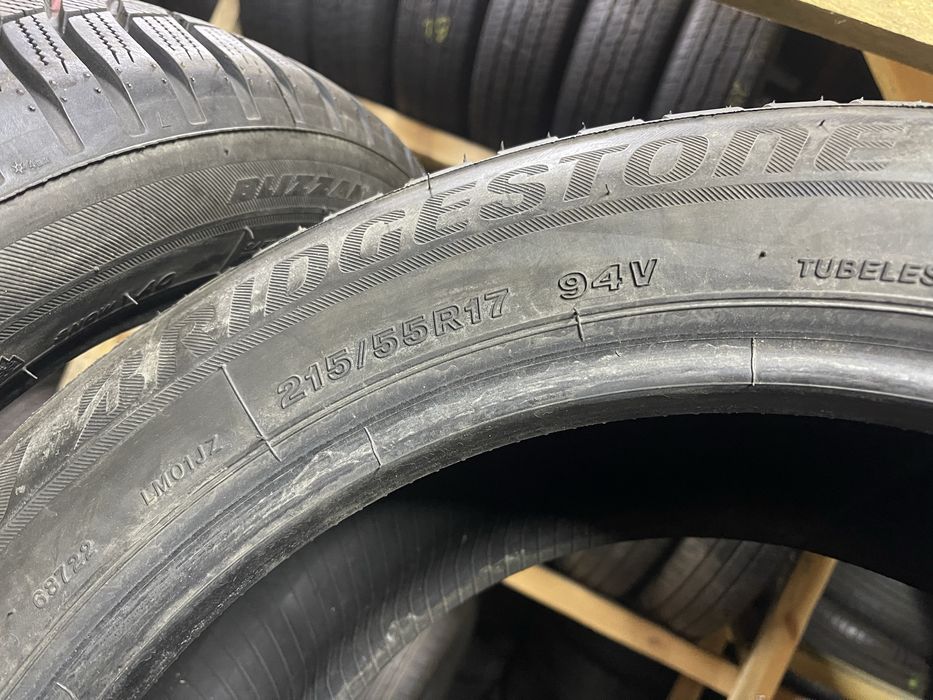 Комплект зими 215/55R17 Bridgestone BLIZZAK LM001 4шт 8мм