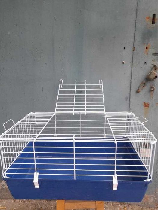 Клетка большая. Для ёжика, крысок и других