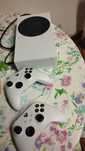 Xbox series s, 2 controles