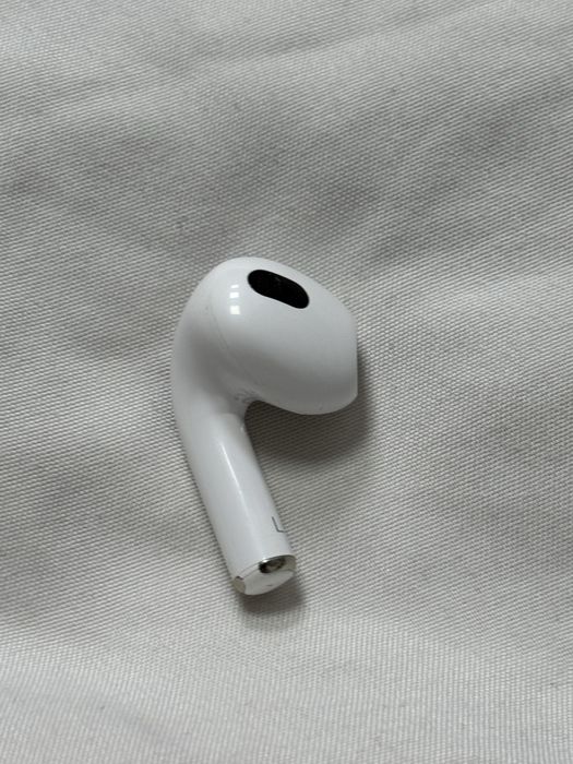 Продам навушник один лівий 3 airpods