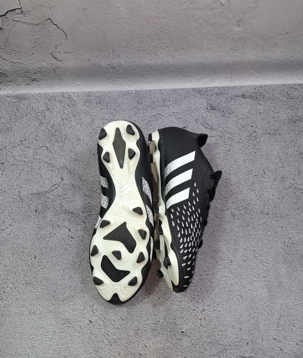 Бутсы Adidas Predator Freak FG футбольные копочки Copa Sense детские