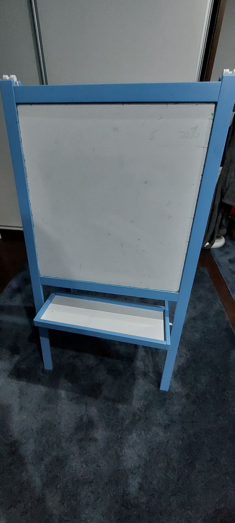 Cavalete azul IKEA