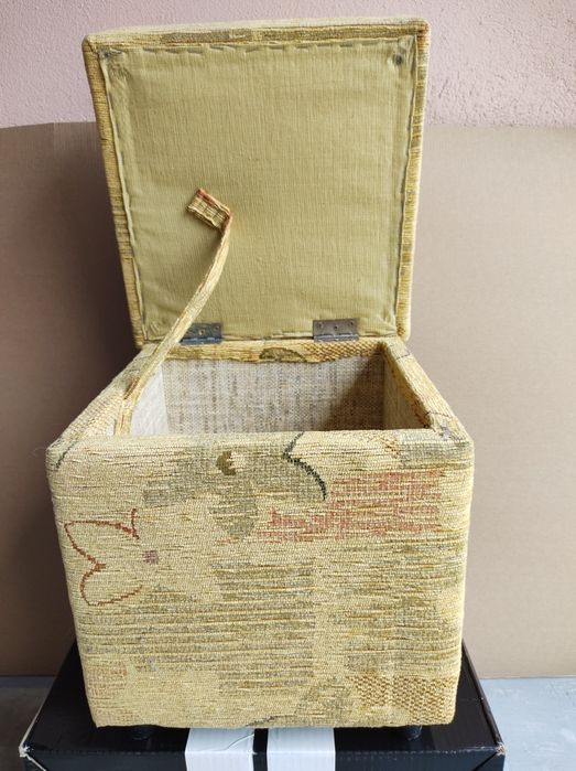 Pufy 2 sztuki stan super