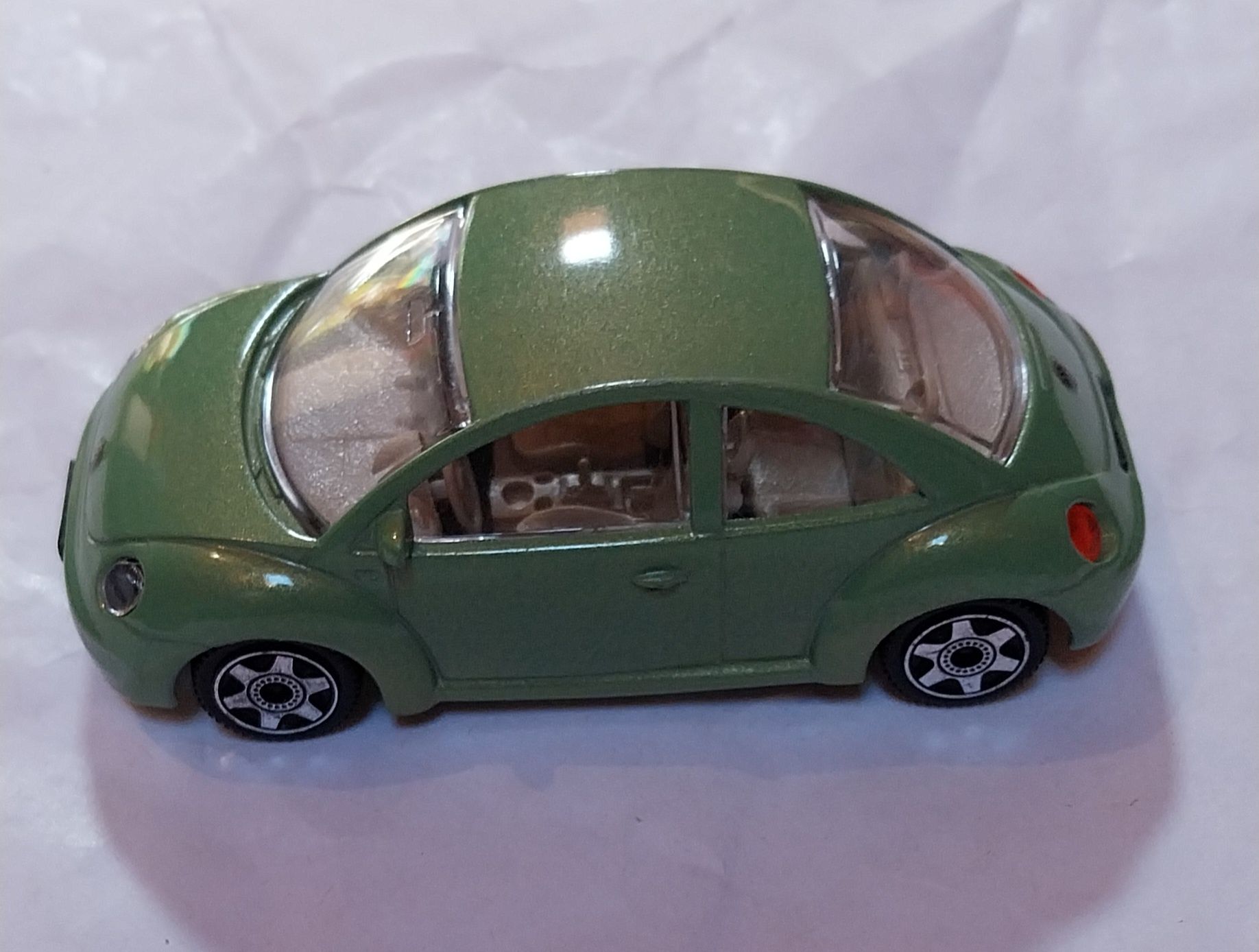 Miniatura da Burago VW Beetle escala 1/43