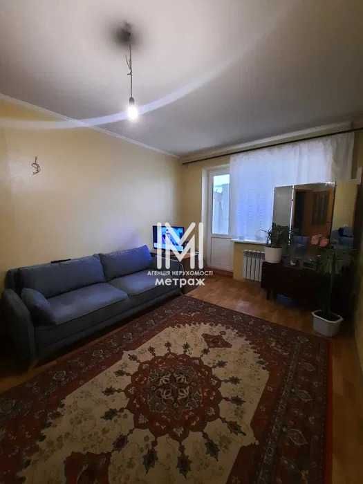 продам 1 к. квартиру пр-т. Байрона, Героев Сталинграда Новые Дома