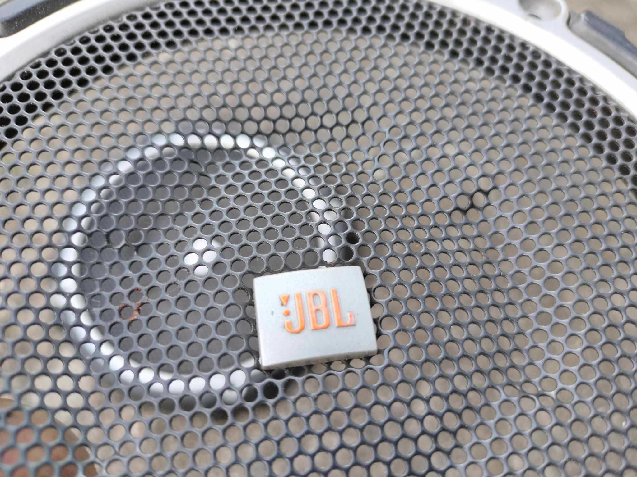 Osłony/kratka/ maskownice GŁOŚNIKÓW JBL do Golfa/Jetta mk2