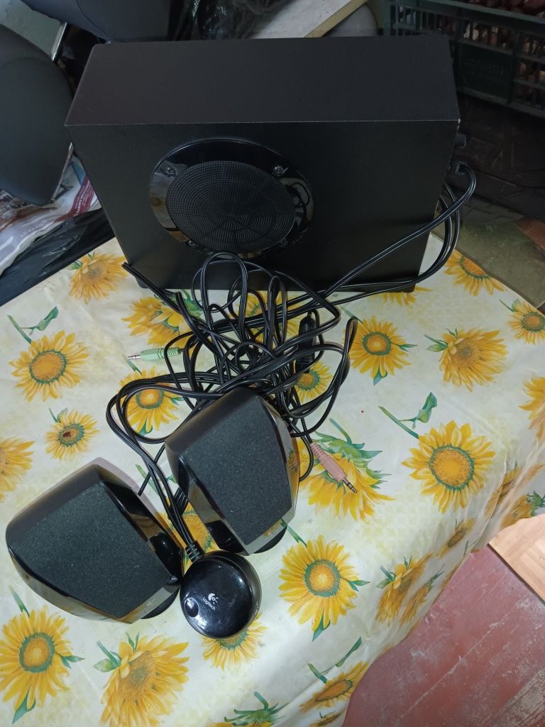 Logitech 2+1 subufer
