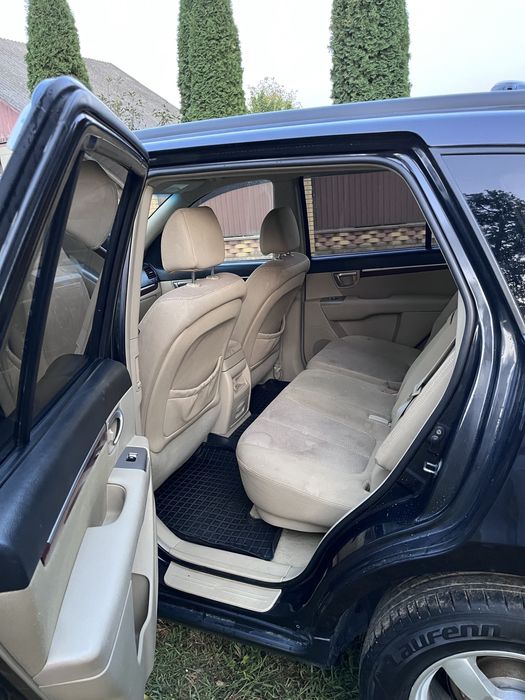 Продаю Hyundai Santa Fe 2007