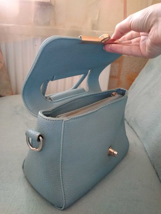 Сумка сумочка голубого цвета небольшая