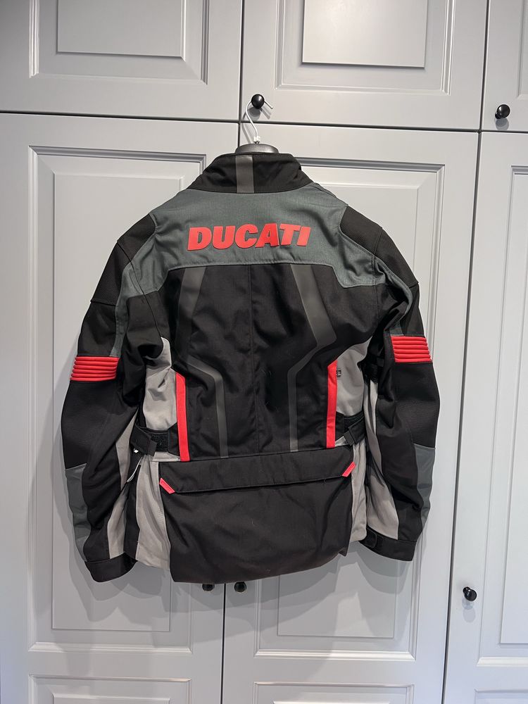 Kombinezon motocyklowy Ducati Strada C4
