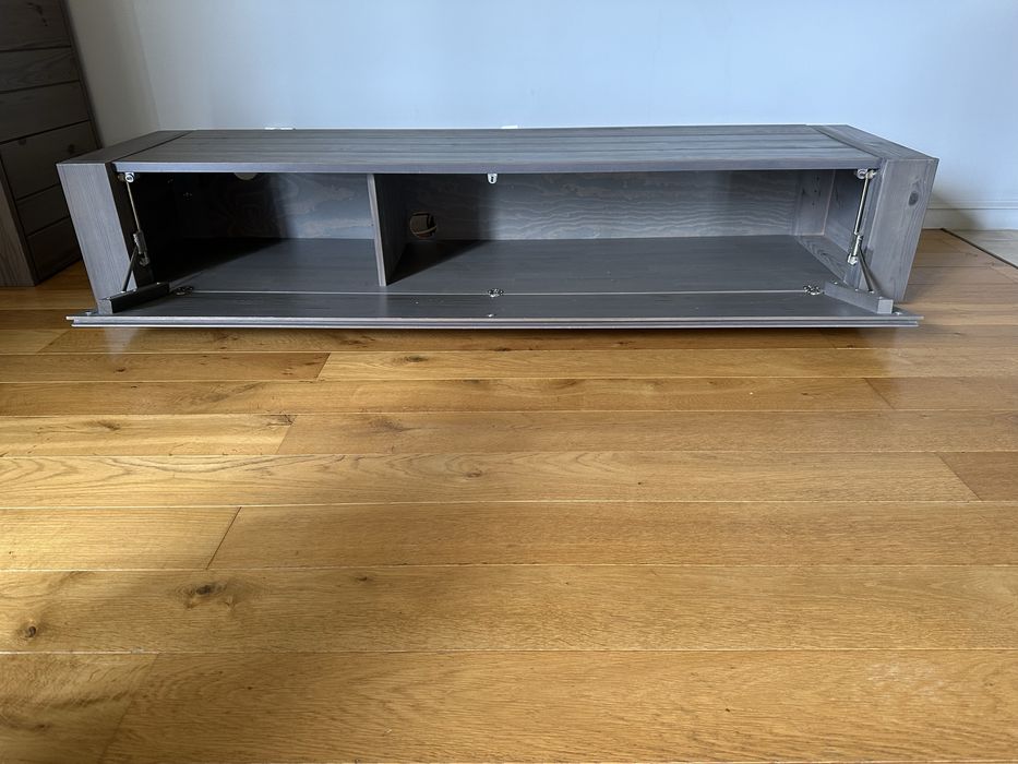 Szafka RTV drewniana