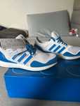 adidas UltraBOOST DNA x LEGO Cloud White Shock Blue - 45 1/3