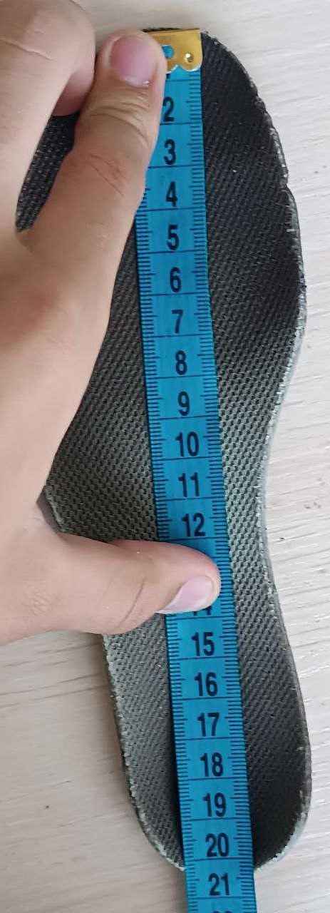 Дитячі кросівки Nike розмір 31.5