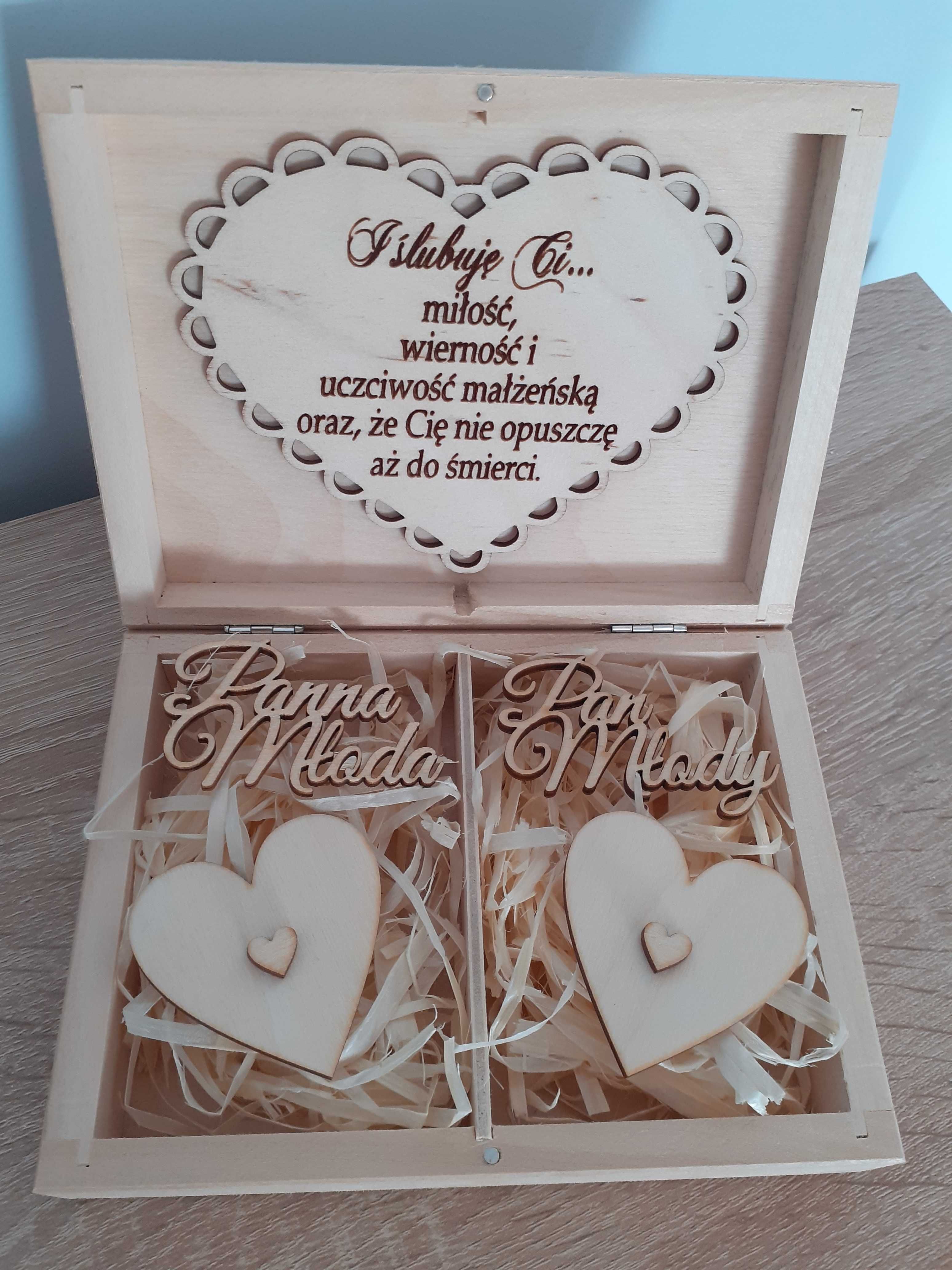 Pudełko na obrączki drewniane