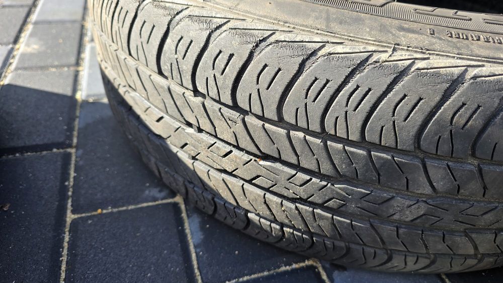 Opony DUNLOP letnie komplet 195/65 R15