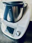 sprzedam Thermomix TM5- w bardzo dobrym stanie, z akcesoriami