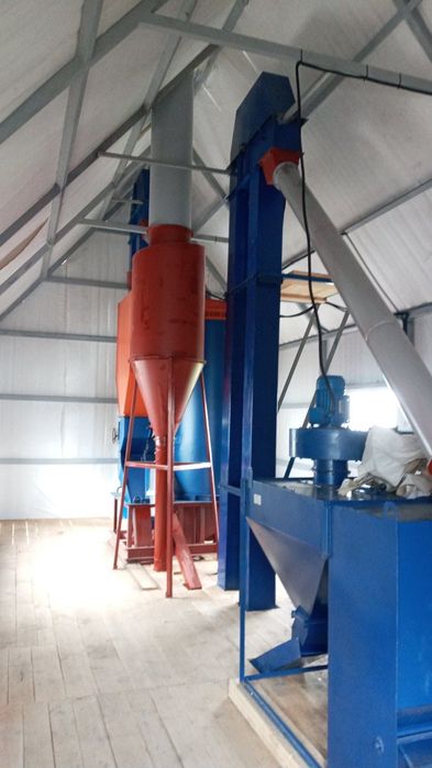 Зерноочисна техніка,запчастина,будівництво ангарів  та інше.