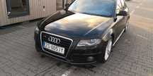 Audi A4 samochód