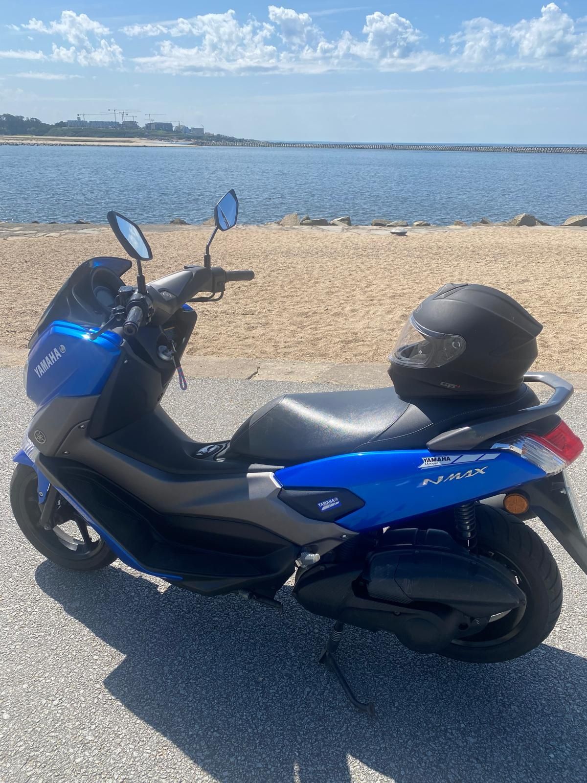 Moto Yamaha 125 como nova