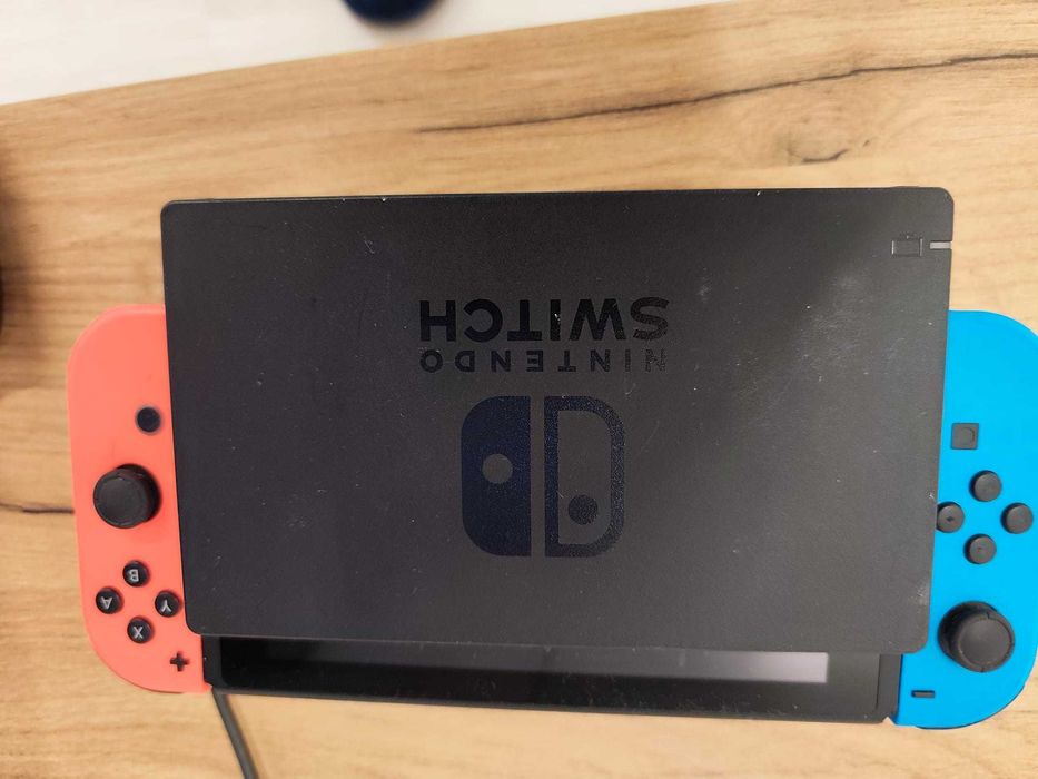 nintendo switch + comando zelda + 5 jogos