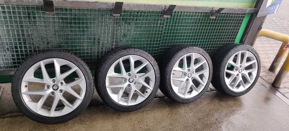 Felgi z oponami Seat Leon 3 18 cali zimowe Michelin Pilot Alpine
