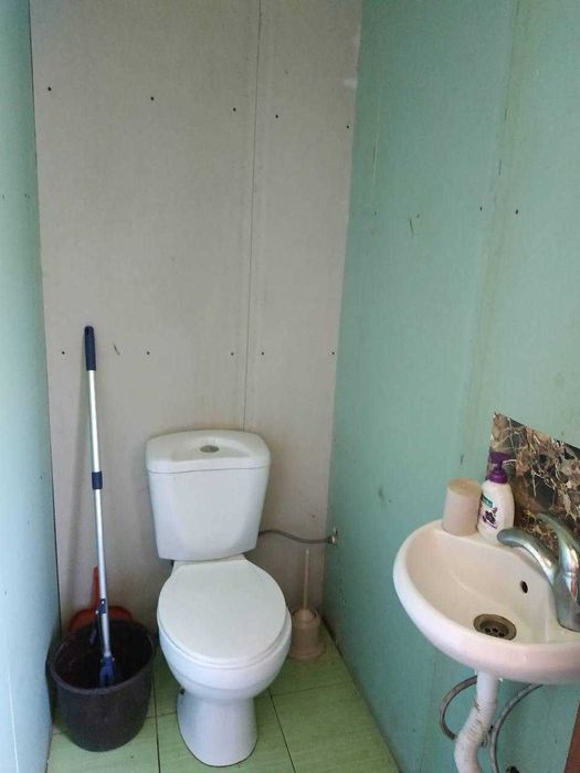 Власне озеро виноградники теплиця сад Бориспольскій р-н Вороньків