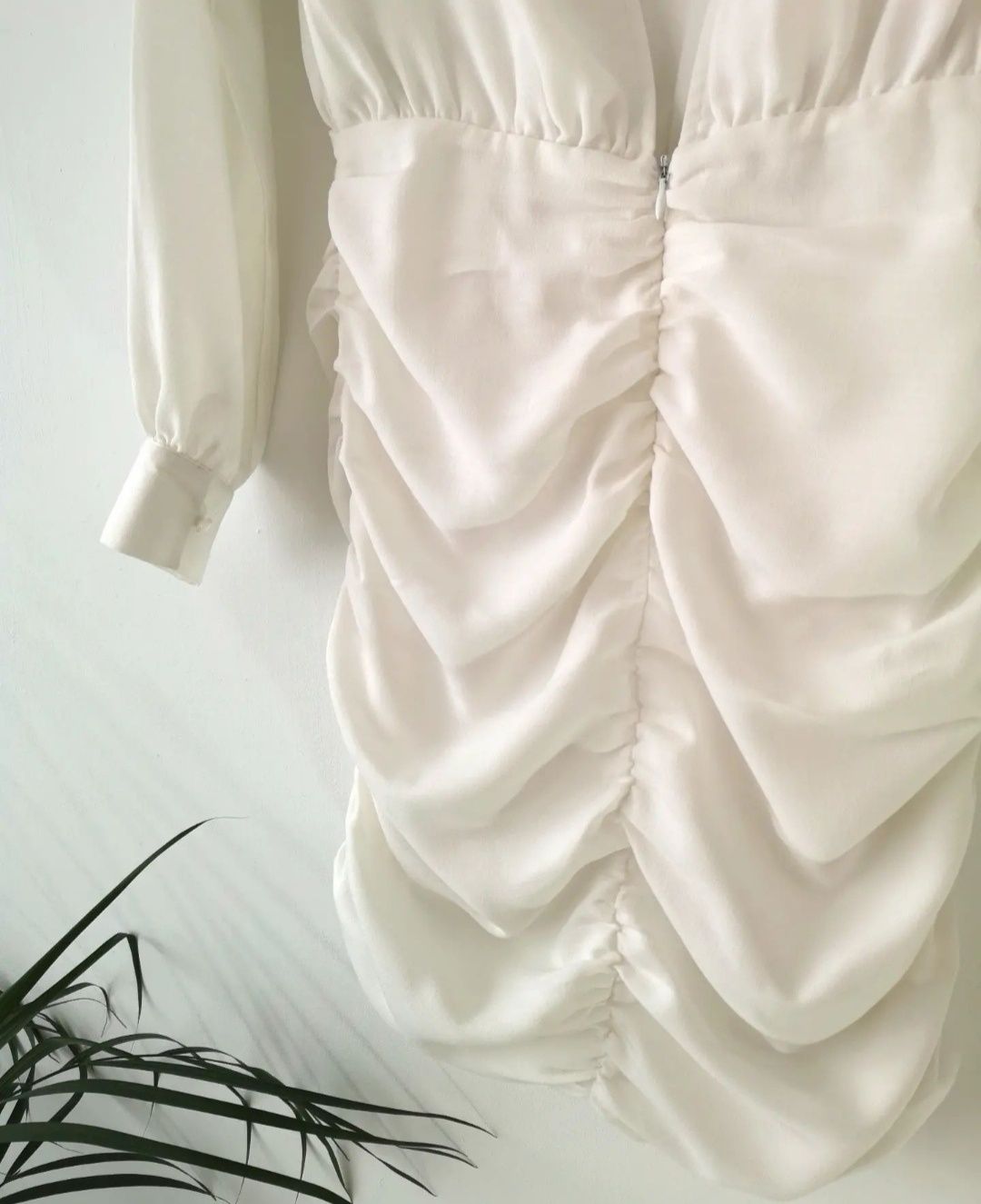 Sukienka biała NLY Trend