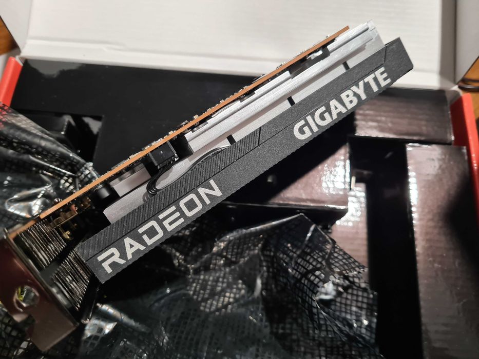 Gigabyte AMD RADEON RX6400 Low Profile