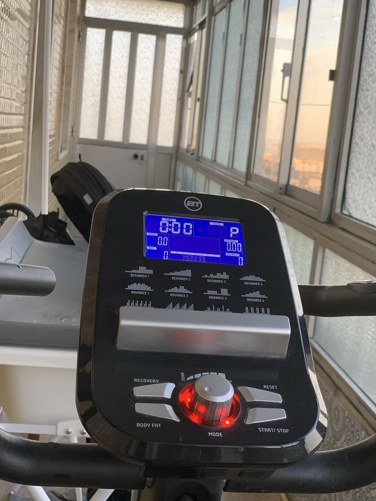 Bicicleta elétrica para treinar