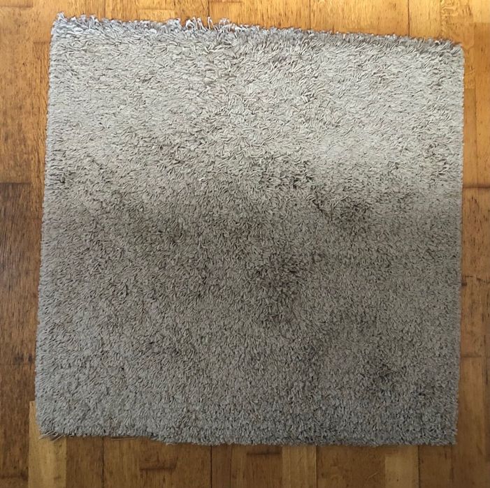 Tapete Quadrado Cinza