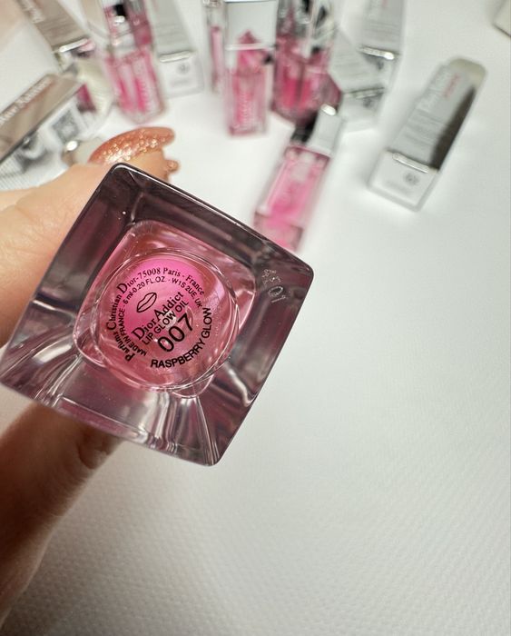 Блиск олійка для губ Dior 007