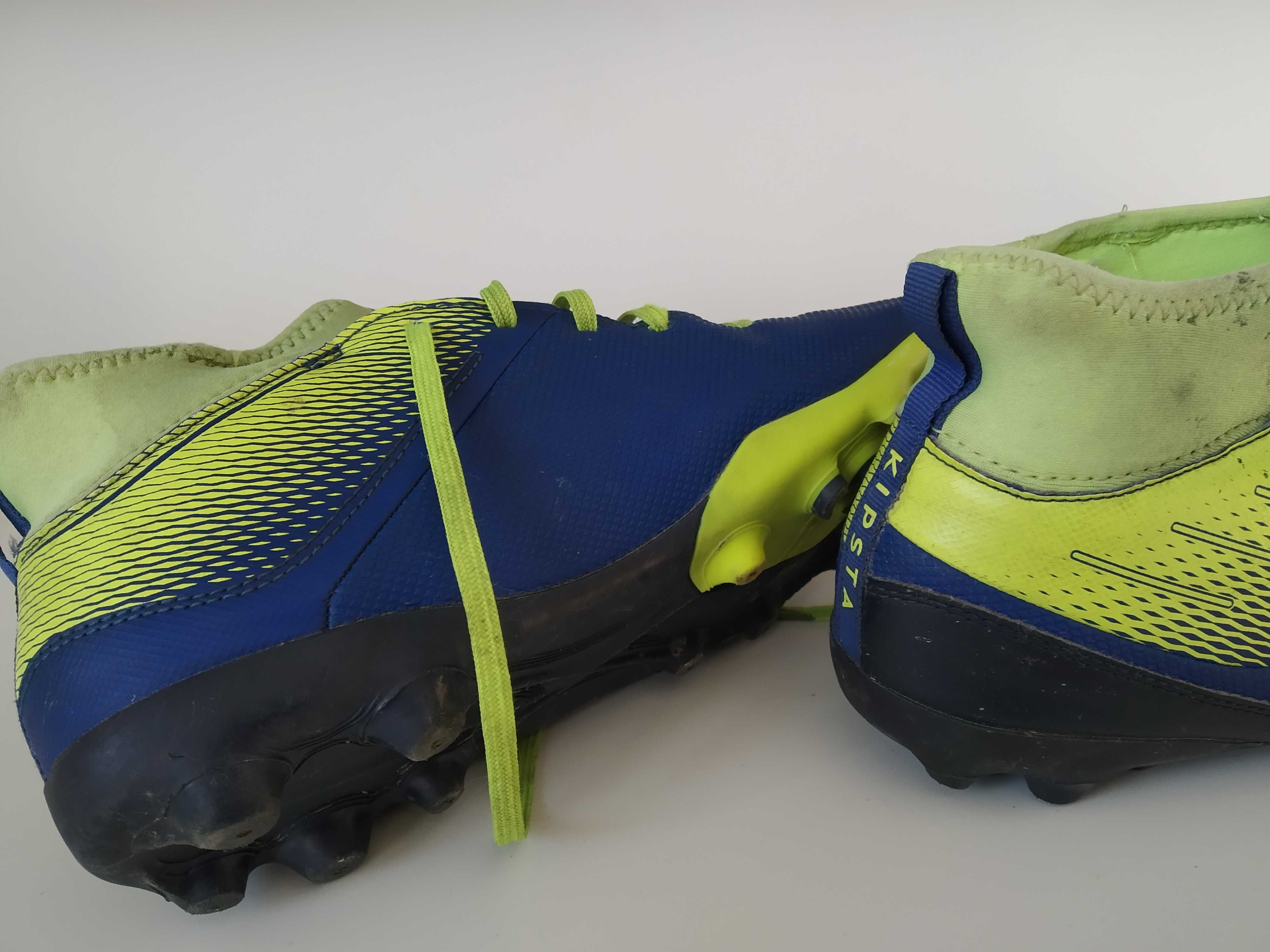 Buty piłkarskie, korki KIPSTA wkładka 25,5 cm
