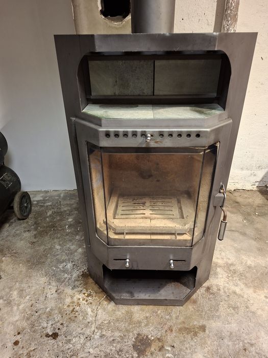 Kominek wolnostojacy 9 kw