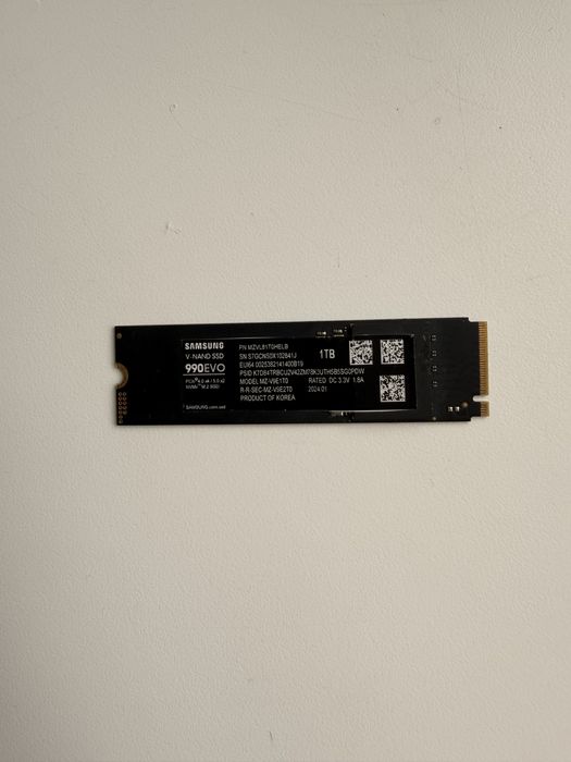 SSD 1ТB Samsung 990 EVO в идеале