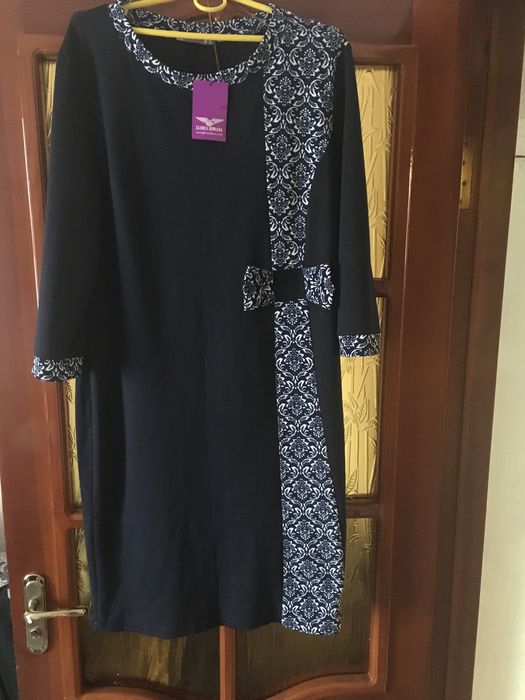 Костюм , платья женские 48-50