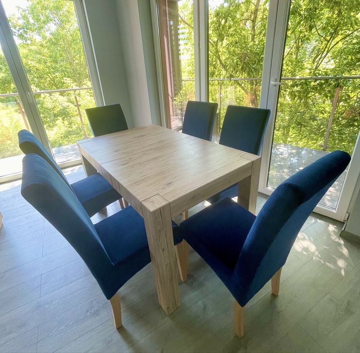 Stół z kompletem 6 krzesel do jadalni Almidecor stan idealny
