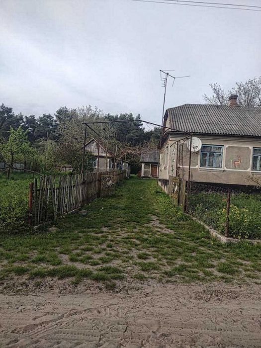 ТЕРМІНОВО Продам будинок с. Вербень, Рівненська область