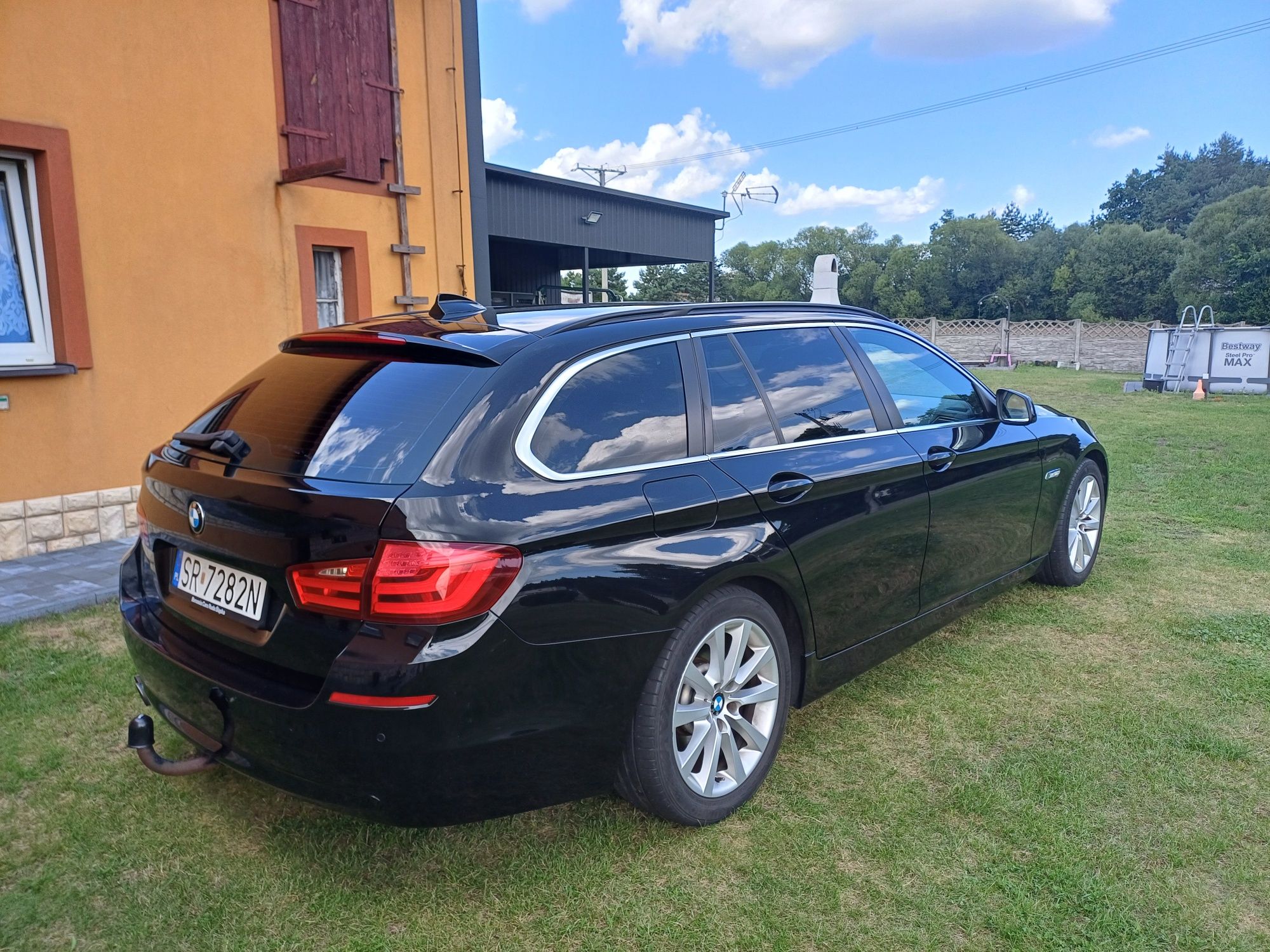 Bmw F11 F10 525d 218km 160kw Bixenon Webasto Hud