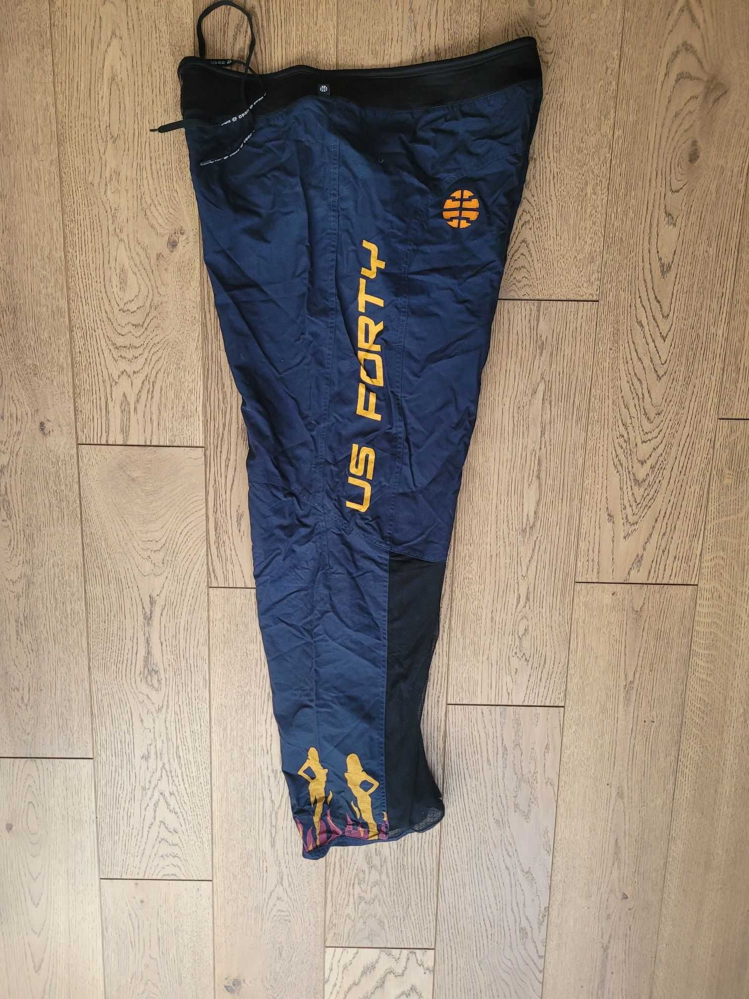 US40 spodnie board pants Kitesurfing windsurfing okazja