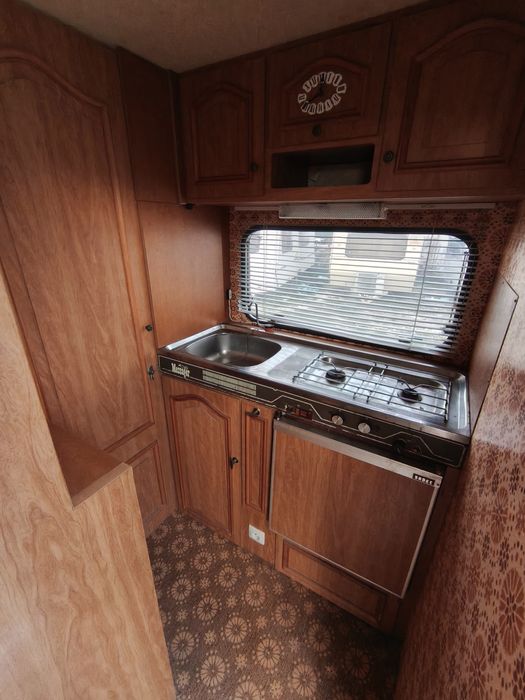 Caravana Pullman 440