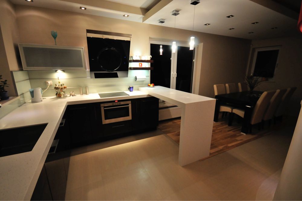 Kuchnia, Meble kuchenne, Blat Konglomerat Corian, AGD, Fornir Wenge